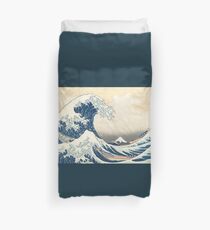 the great wave by hokusai Duvet Cover