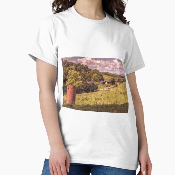 Vista previa del artículo con la obra «Vista del silo abandonado», diseñado y vendido por Jim Love.