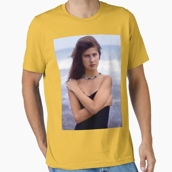 【EESSAY】DAPHNE T SHIRT Daphne T-Shirts & T-Shirt Designs | Zazzle