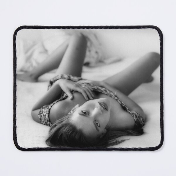 Item preview, Hilary Swank designed and sold by Carlos Reynosa.