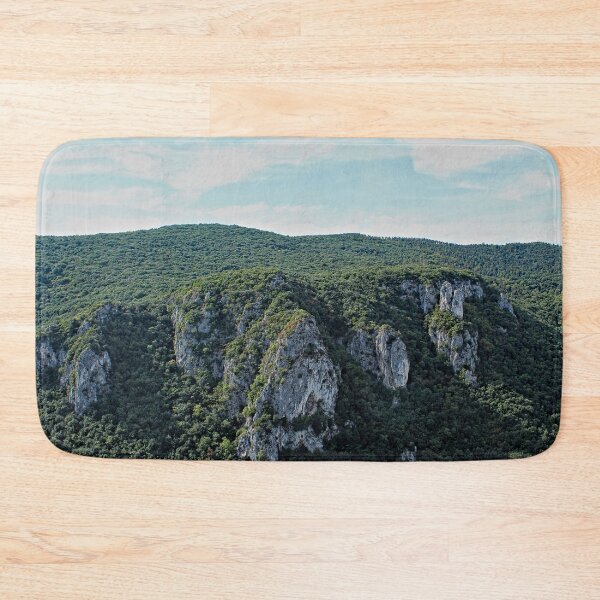 Aperçu de l'œuvre Montagne Pierre Woodland Forêt Paysage créée et vendue par worldways.