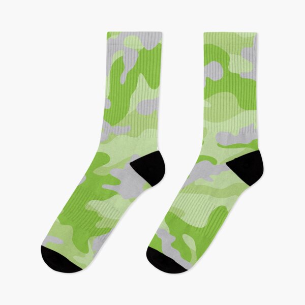 Artikelvorschau, Camouflage Bright Green entworfen und verkauft von Rainbows Galore.