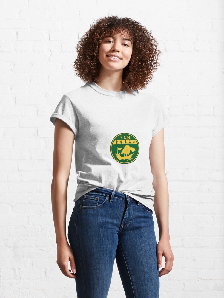 Discover FC Nantes Logo Vintage T-Shirt