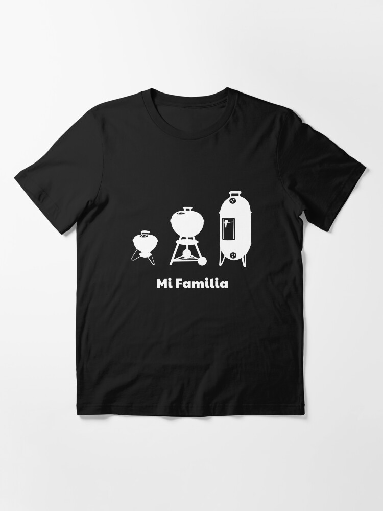 "Charcoal Kettle Grill Smoker BBQ Grilling Mi Familia" Tshirt for