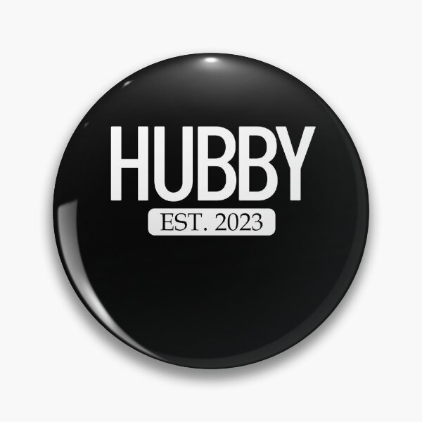 Artikelvorschau, Hubby Est. 2023 Matching Couple Newlywed Married 2023 Gear entworfen und verkauft von DynamicDesign.