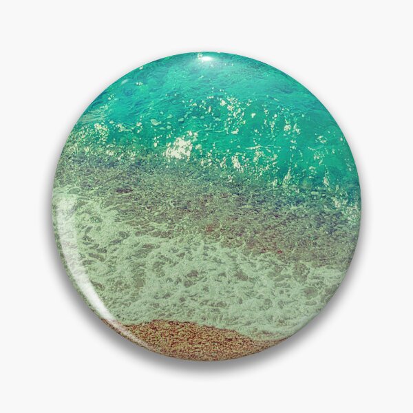 Artikelvorschau, Türkisblauer Ozean Sommerstrand Schaumige Wellen mit beigem Sand entworfen und verkauft von MyArt23.
