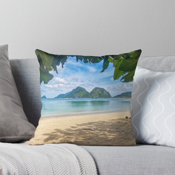 Aperçu de l'œuvre Plage de Marimegmeg, El Nido, Palawan, Philippines créée et vendue par Ross.A.Campbell.