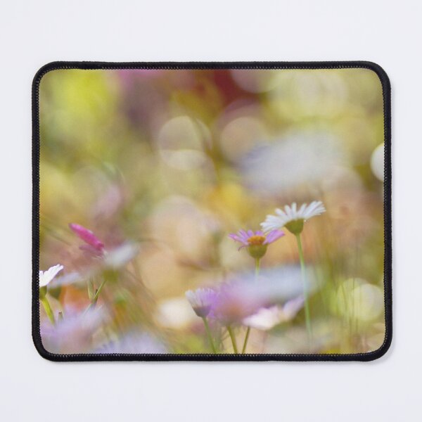Item preview, “ Daisy Dreaming Daylight “ designed and sold by Richard Couchman.