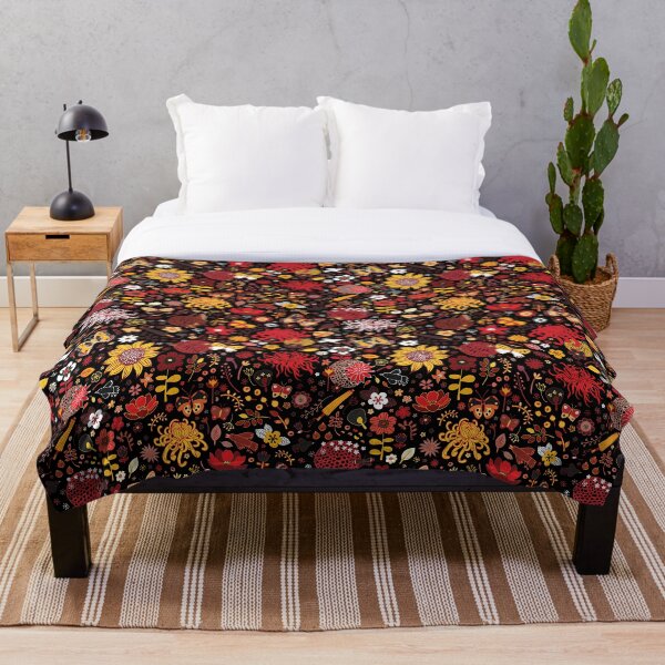 Aperçu de l'œuvre Jardin japonais - Rouge, Or et Rouille sur Noir - motif floral exotique par Cecca Designs créée et vendue par Cecca-Designs.