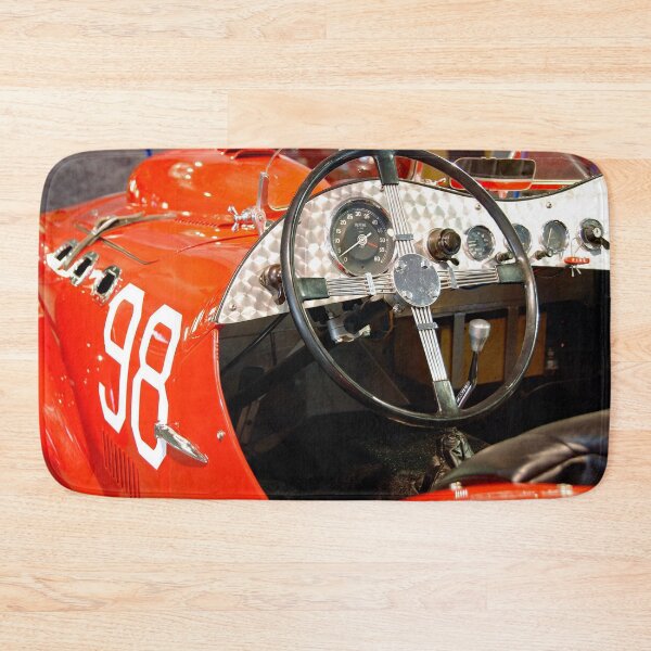 Artikelvorschau, Cockpit 1950 Allard J2 entworfen und verkauft von John Schneider.