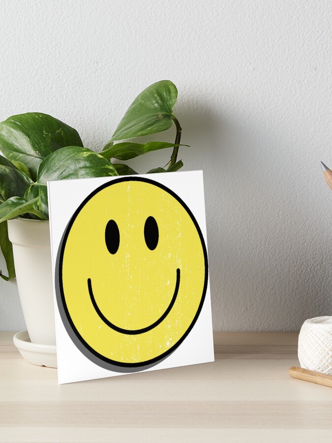 Classic Yellow Retro Smiley Happy Face Crayon Smile