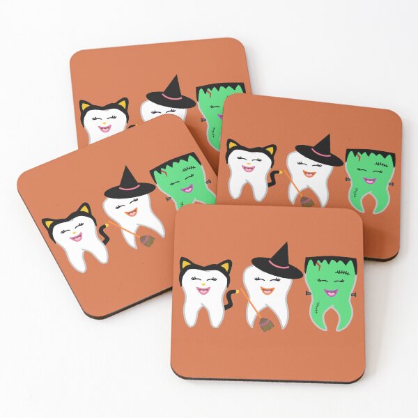 Aperçu de l'œuvre Trio de dents d'Halloween 5 créée et vendue par thehippiehygienist.