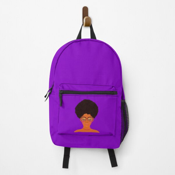 Artikelvorschau, Frau mit asymmetrischem Afro, Brille und Korallenperlenschmuck (lila Hintergrund) entworfen und verkauft von ArtByLM.