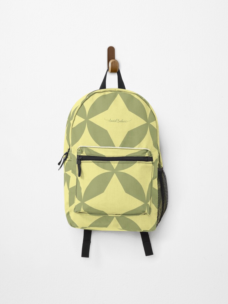 Imagen 1 de 3, Mochila con la obra Geometric Amarillo, diseñada y vendida por AnaidZahori.
