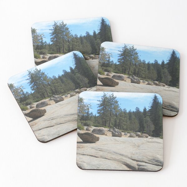 Artikelvorschau, Yosemite- John Muir Trail Top entworfen und verkauft von Thomas Halouva.