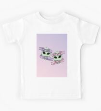 Friendly Aliens (in Unicorn) Kids Tee