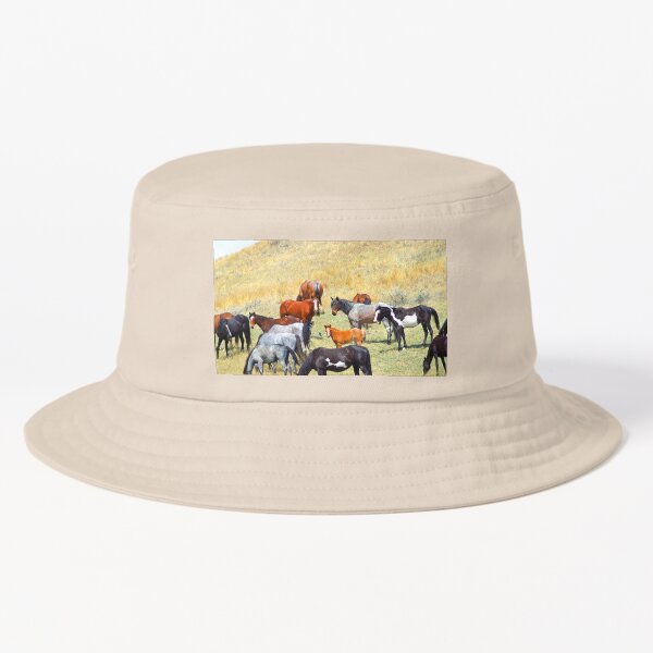Aperçu de l'œuvre Chevaux dans le champ créée et vendue par TheAnimalZ00.