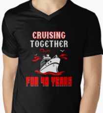 Top T-shirt For 40th Wedding Anniversary, Fashion Anniversary Gifts For Couple Men's V-Neck T-Shirt
