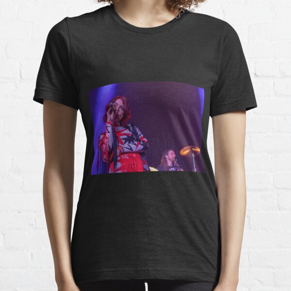 Grouplove Concert Photo Brooklyn Steel Hannah Hooper's 40th Birthday Feb 23 2022 Essential T-Shirt