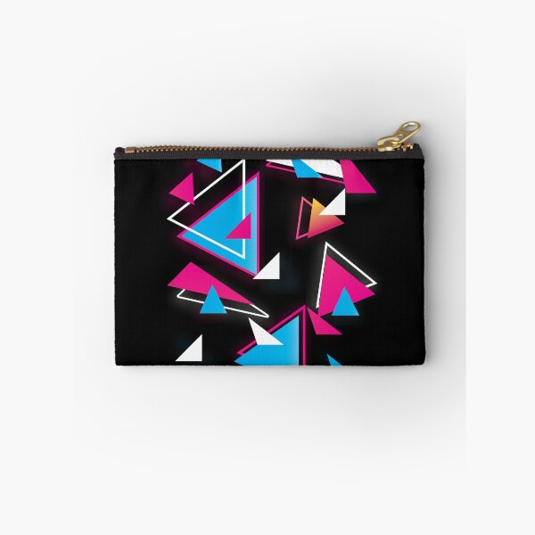 Artikelvorschau, Vaporwave Geometric Aesthetic Style Vaporwave Triangles Gear entworfen und verkauft von DynamicDesign.