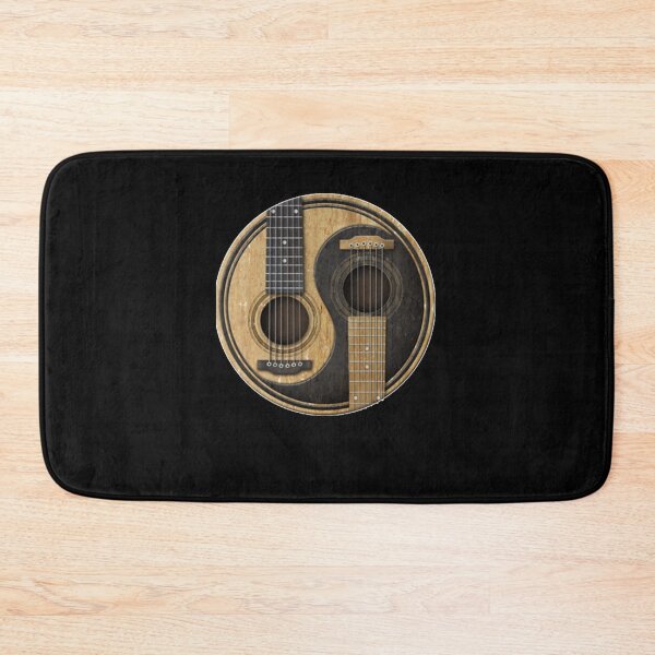 Artikelvorschau, Alte und abgenutzte Akustikgitarren Yin Yang Essential T-Shirt entworfen und verkauft von SaarPeters.