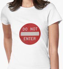 do not enter Women's Fitted T-Shirt