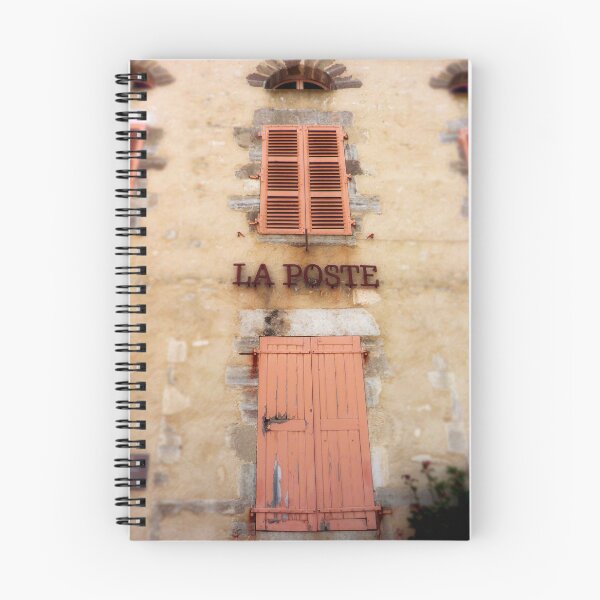 Aperçu de l'œuvre La Poste dans un village français créée et vendue par rosedew.