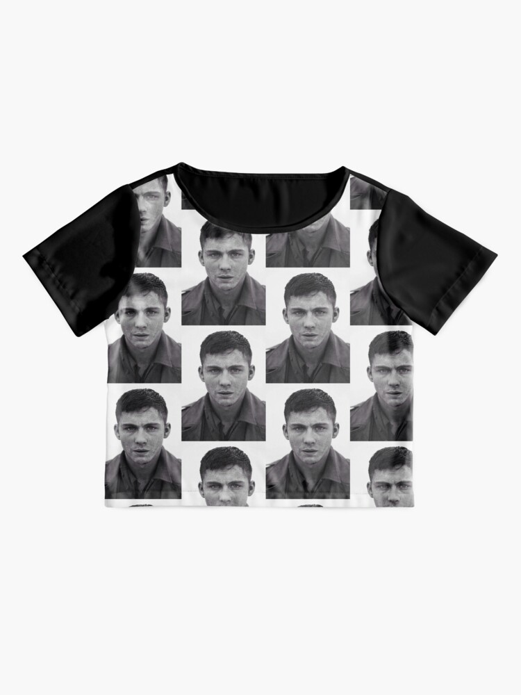 logan lerman shirt