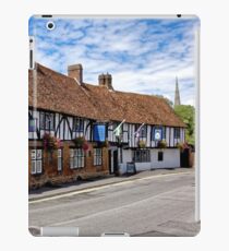 The Rose & Crown Hotel, Salisbury, Wiltshire, United Kingdom. iPad Case/Skin