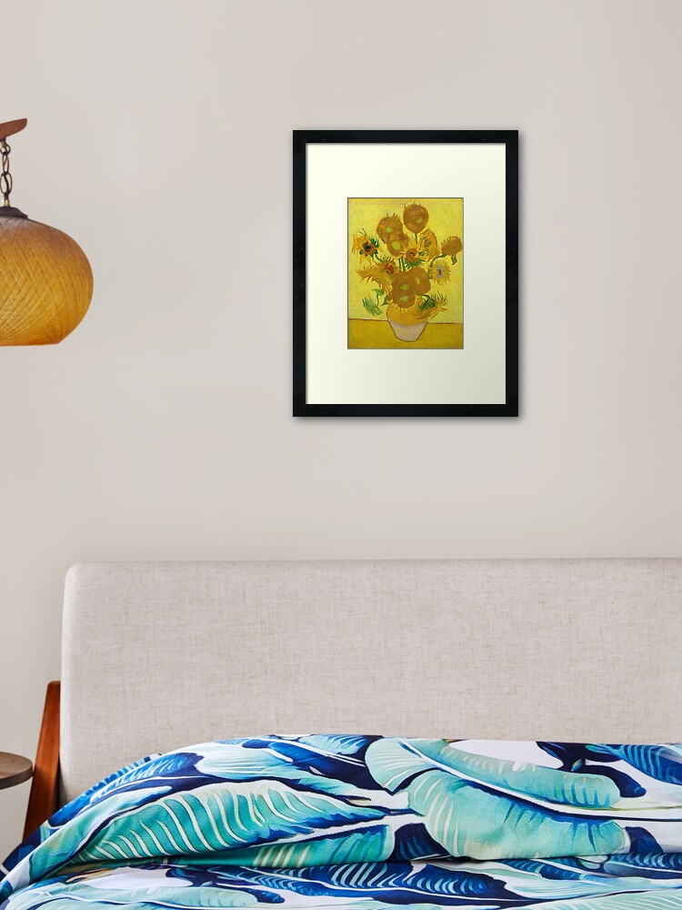 Aperçu 2 sur 7. Impression encadrée avec l'œuvre Tournesols jaunes de Van Gogh créée et vendue par fineearth.