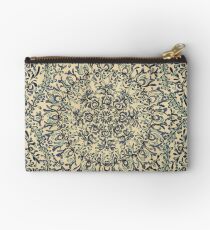IN THE MIDDLE Studio Pouch