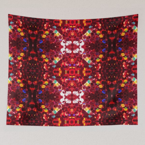 Artikelvorschau, Rotes abstraktes Mosaik mit glänzendem Glitzerimitat-Mandala (Foto von Glitzer – nicht reflektierend) entworfen und verkauft von PLdesign.