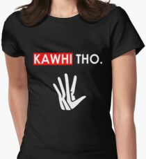 KAWHI THO Tailliertes T-Shirt