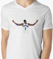 Tracy McGrady Hall of Fame Design T-Shirt mit V-Ausschnitt