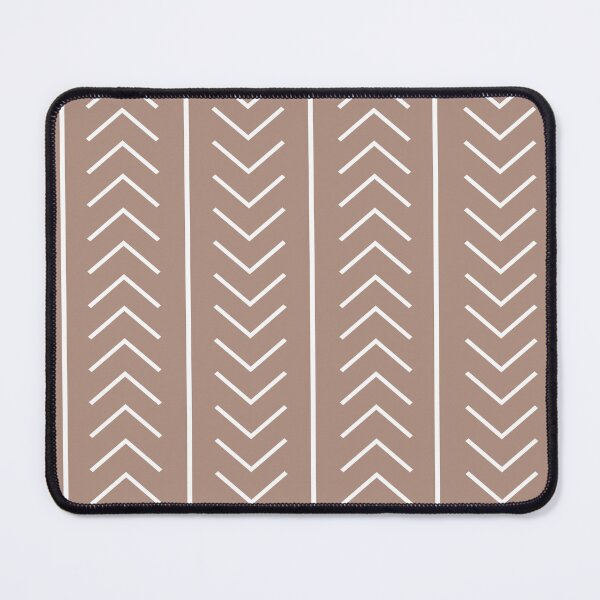 Artikelvorschau, Mid-tone Brown White Modern Stripe Chevron Pattern Pairs 2023 COTY Redend Point SW 9081 entworfen und verkauft von ColorOfTheYears.