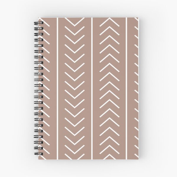 Artikelvorschau, Mid-tone Brown White Modern Stripe Chevron Pattern Pairs 2023 COTY Redend Point SW 9081 entworfen und verkauft von ColorOfTheYears.