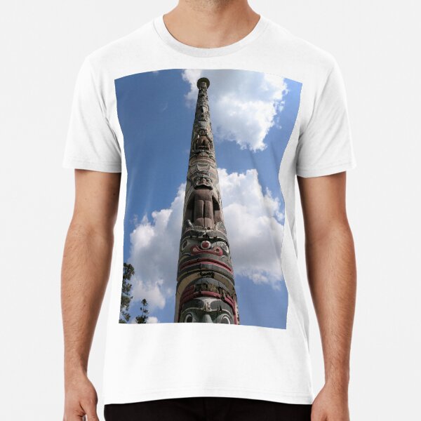 Totem Pole Virginia Waters Sunningdale England UK Premium T-Shirt