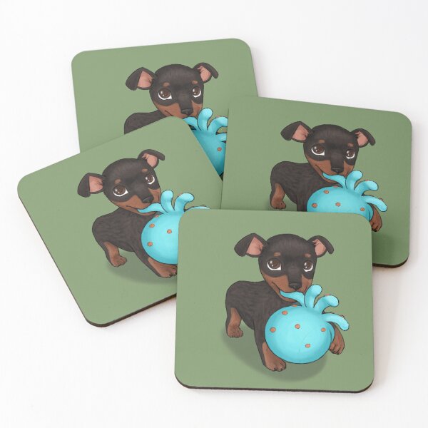 Artikelvorschau, Miniatur-Dobermann-Pinscher-Welpen auf Moosgrün entworfen und verkauft von PaperRain.