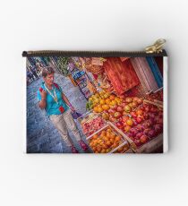 She's apples Studio Pouch