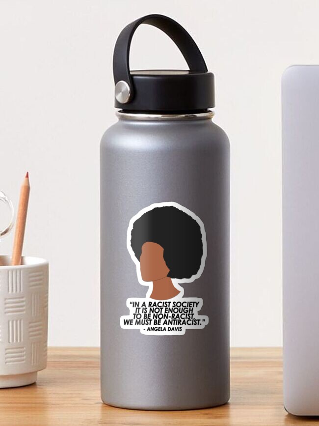 Imagen 1 de 3, Pegatina con la obra Angela Davis, diseñada y vendida por rasmalais.
