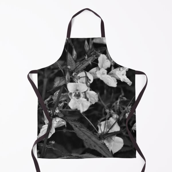 Item preview, flowers black and white designed and sold by Francespoppy.