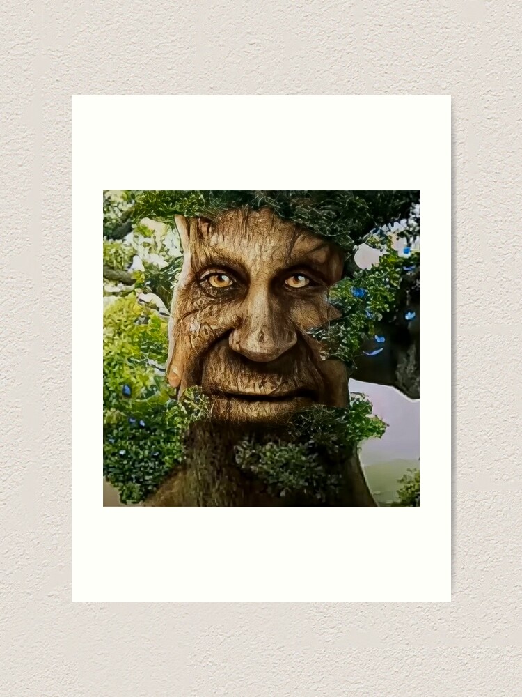 Wise Mystical Tree Face Old Mythical Oak Tree Funny Meme Drawstring Bag