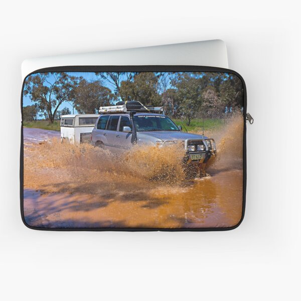 Landcruiser and Camper through water crossing Laptop Sleeve