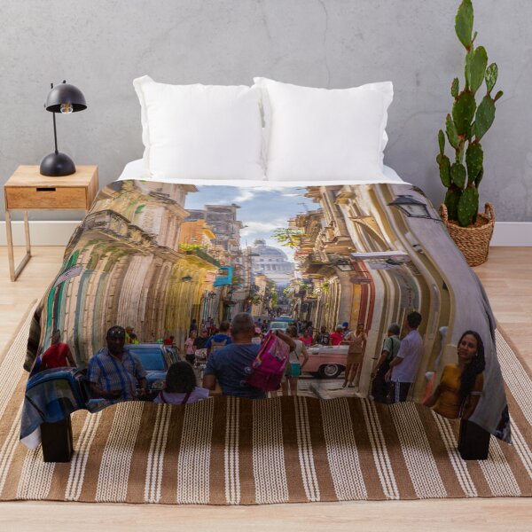 Item preview, La Habana (Havana), the capital of Cuba designed and sold by Asombrosa.