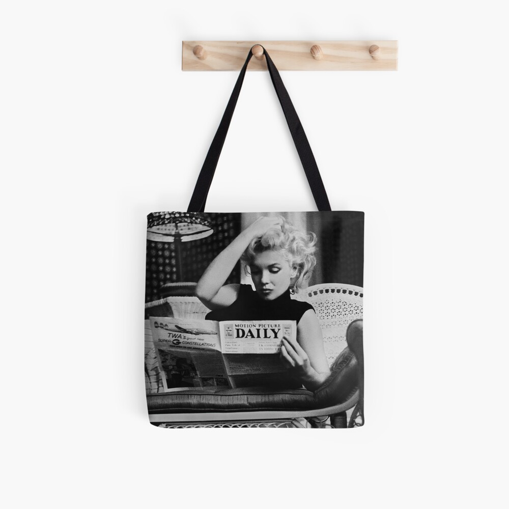 Marilyn Monroe Newspaper Print Black & White Purse Handbag Magnetic  Snap