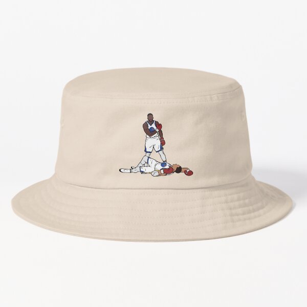 Vista previa del artículo con la obra «Draymond noquea a Jordan Poole», diseñado y vendido por RatTrapTees.