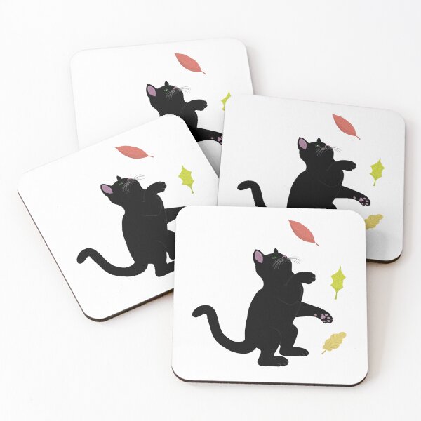 Artikelvorschau, Schwarze Katze spielt mit Herbstlaub entworfen und verkauft von VoilaDalilah.
