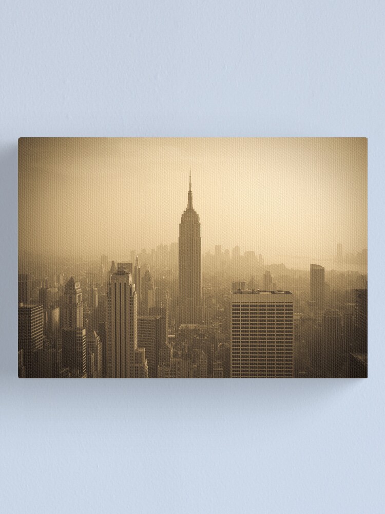 Alternate view of Empire State Building and Manhattan Skyline (Alan Copson ©) Canvas Print