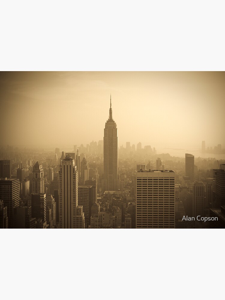 Empire State Building and Manhattan Skyline (Alan Copson ©) by AlanCopson