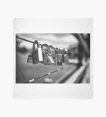 locks at lake Scarf